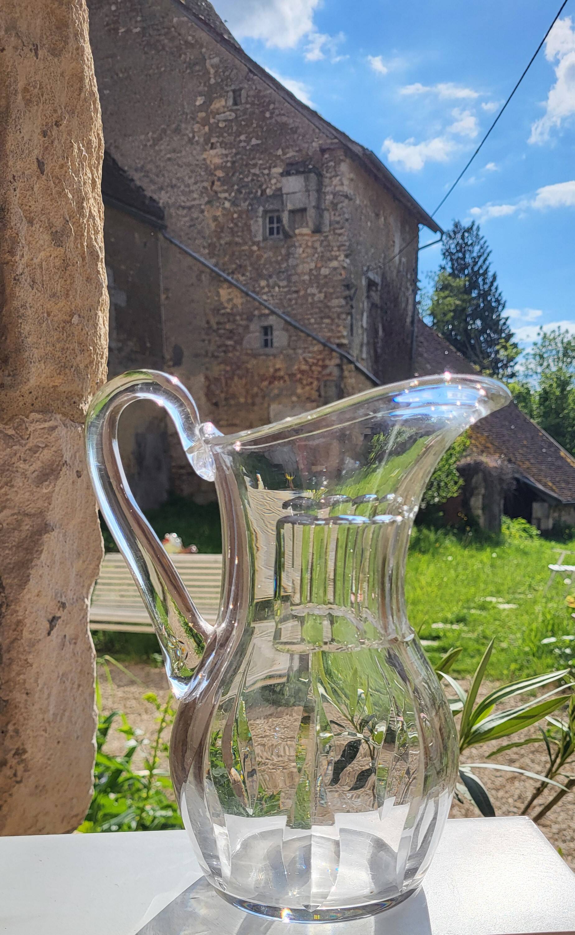 Crystal pitcher from Saint Louis, Cerdagne model.