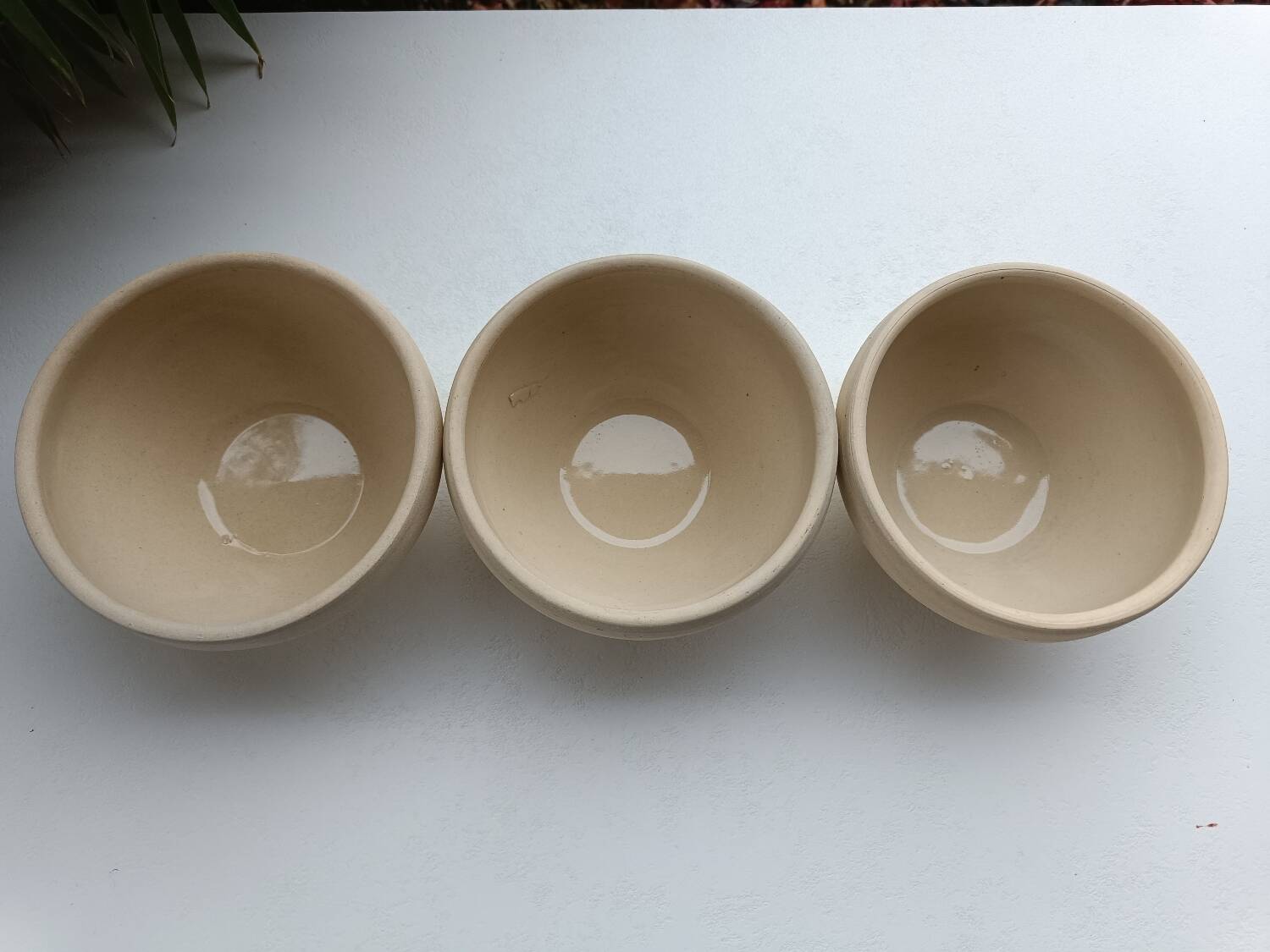 Set of Digoin salad bowls