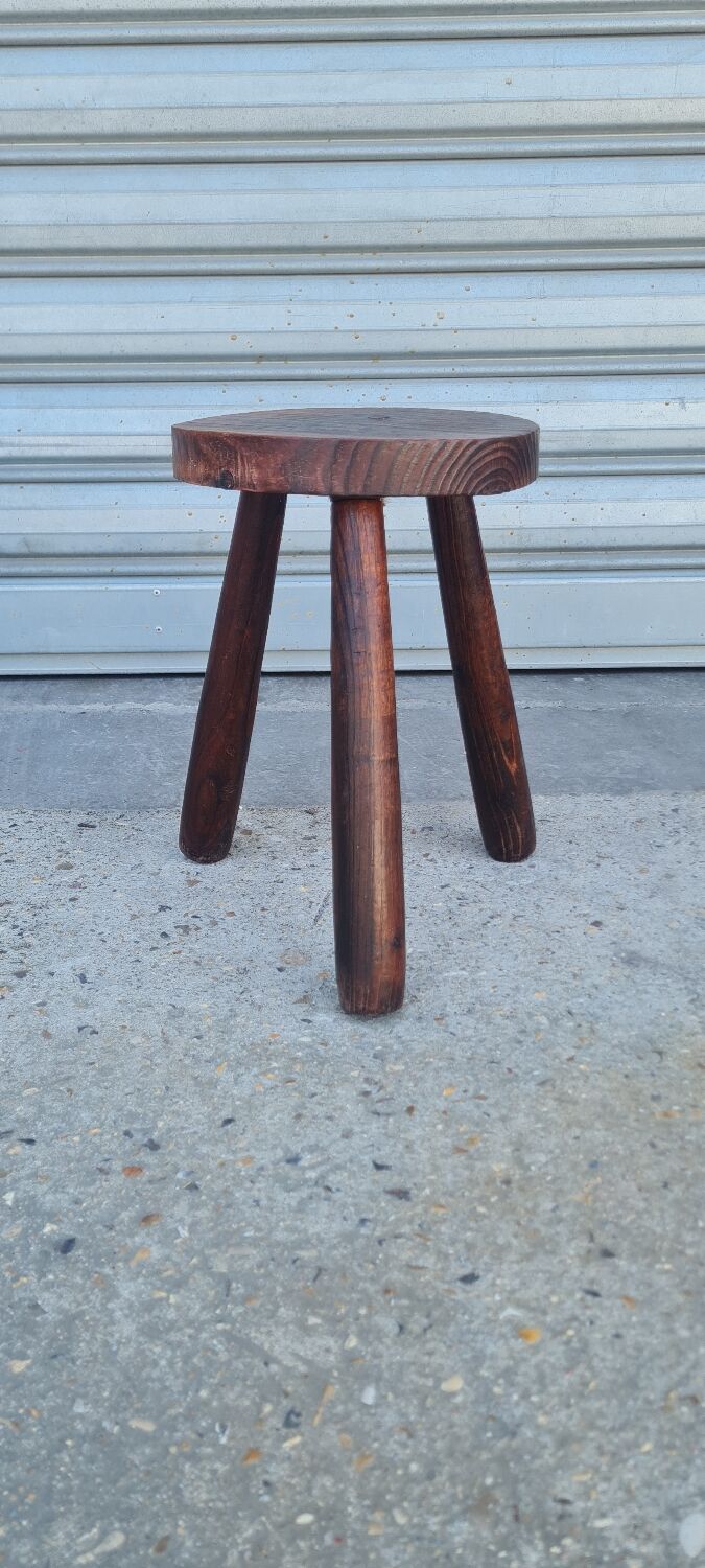 Tripod stool