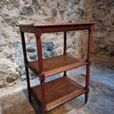 Vintage 1920s side table – Three-tiered shelf in French oak with turned legs.