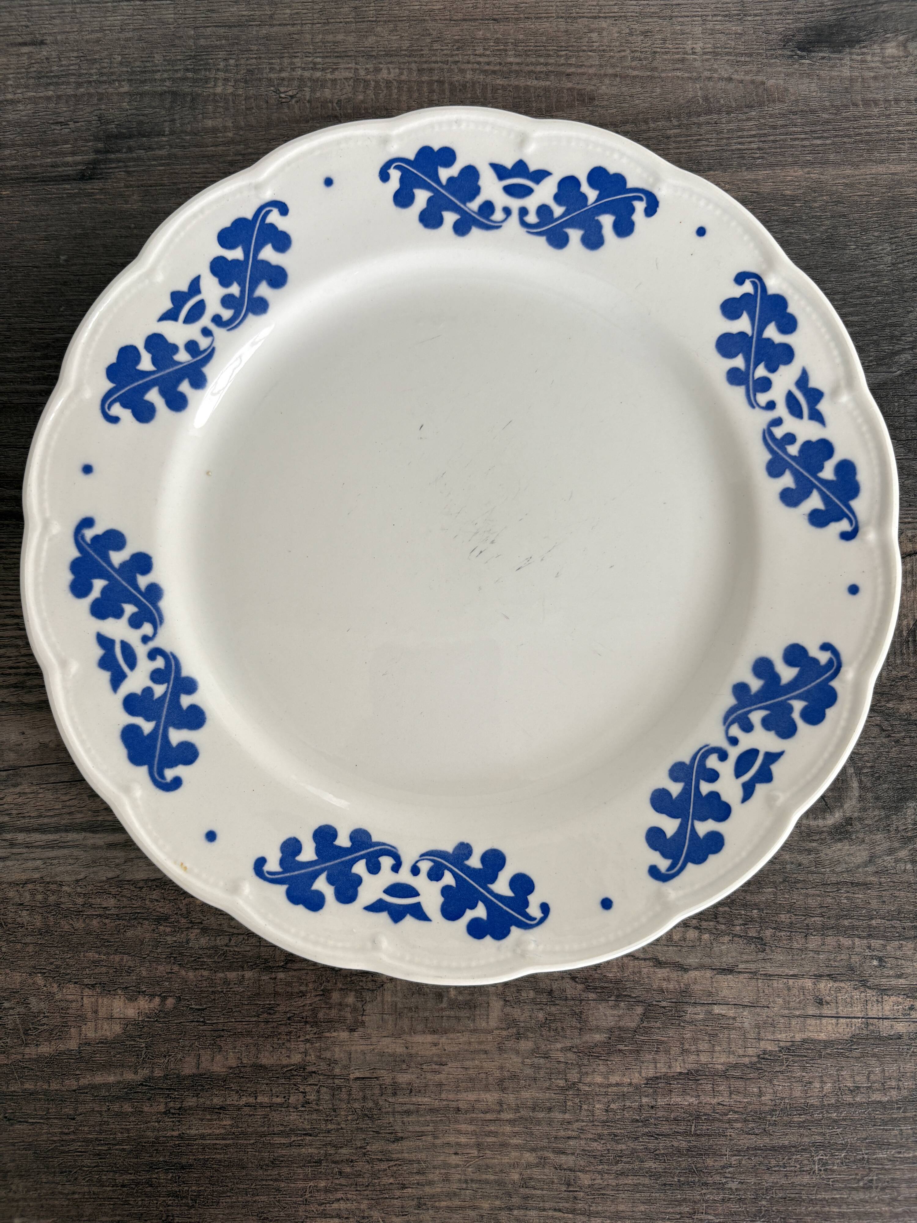 Set of 5 boch la louvière dinner plates