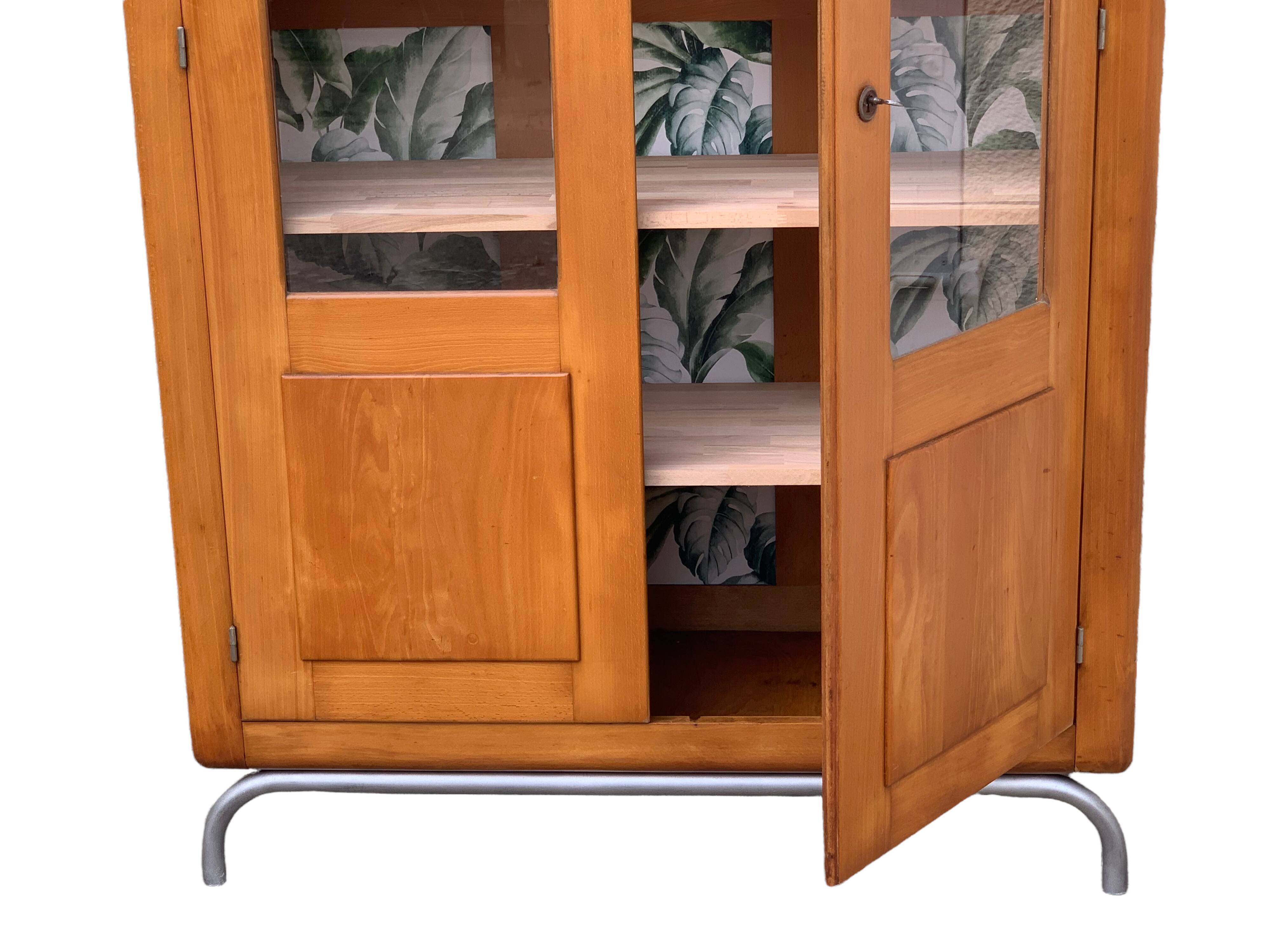 Primary school glass cabinet 1950