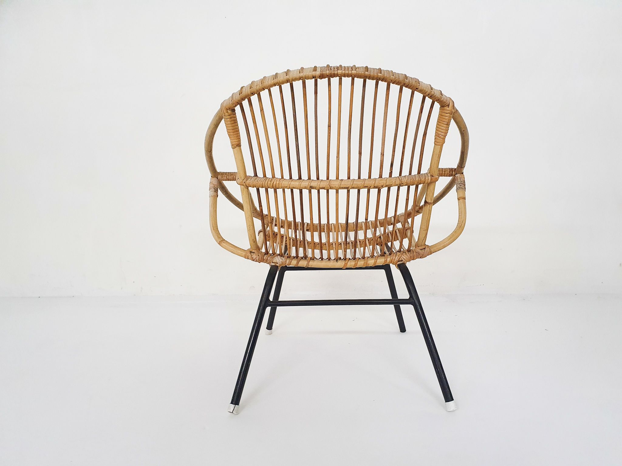 Rohe Noordwolde rattan and metal lounge chair, The Netherlands 1950's
