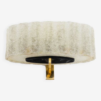 Arlus House. Granite resin wall light. 1960s.