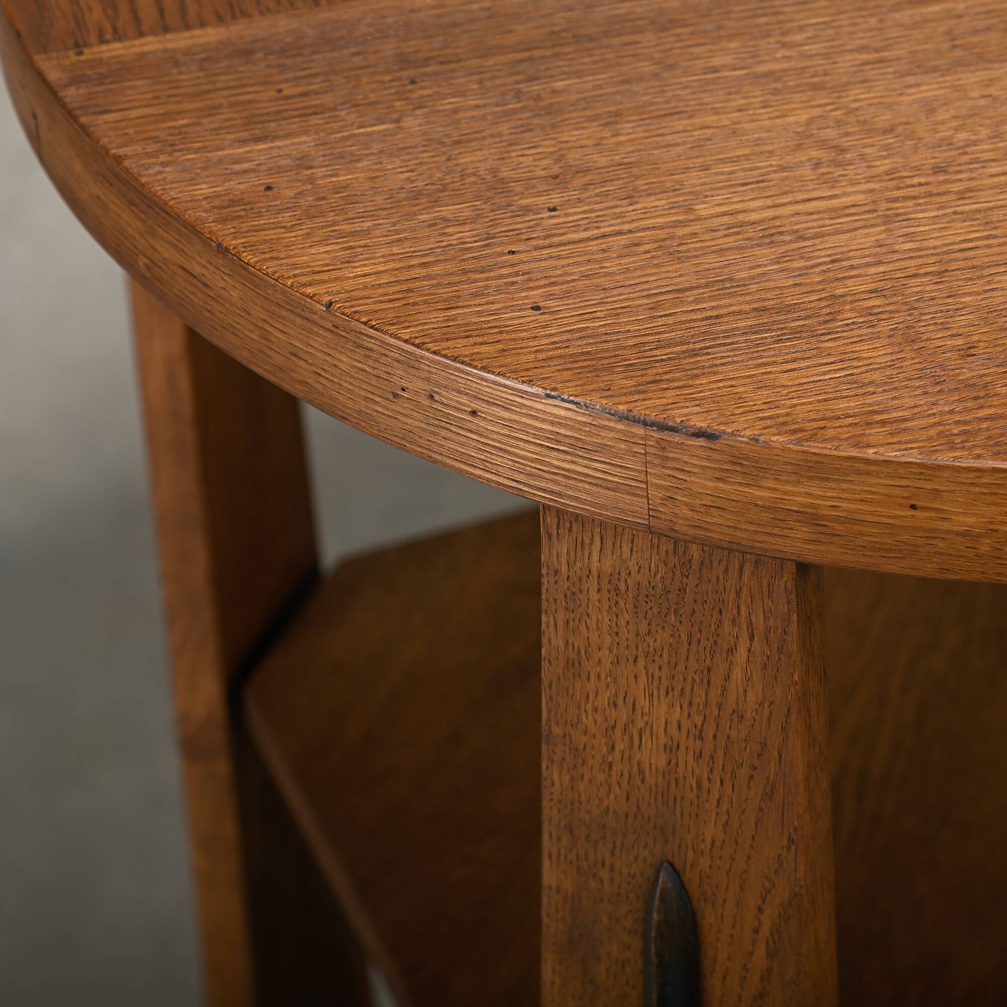 Dutch Art Deco Modernist Amsterdam School side table in Oak square inlay