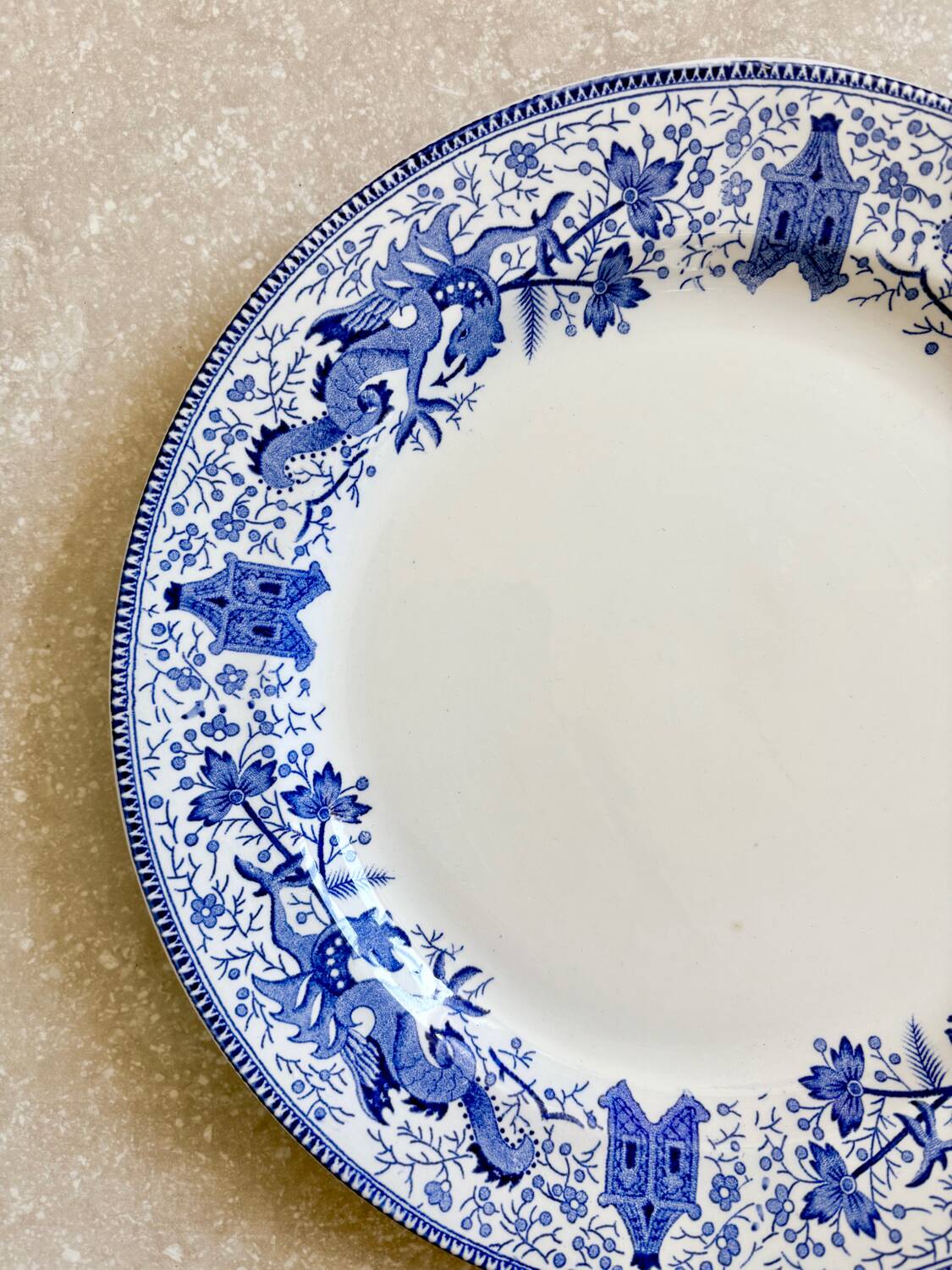 Large plate / dish Boch Dragon 28cm