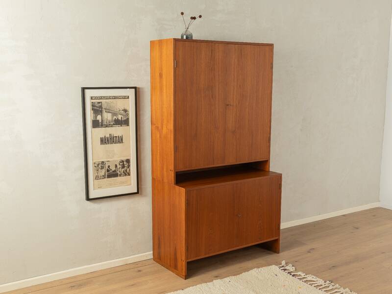 RY 16 Dresser