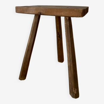 Tabouret tripode