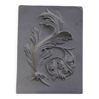 Plaster bas-relief of an acanthus leaf