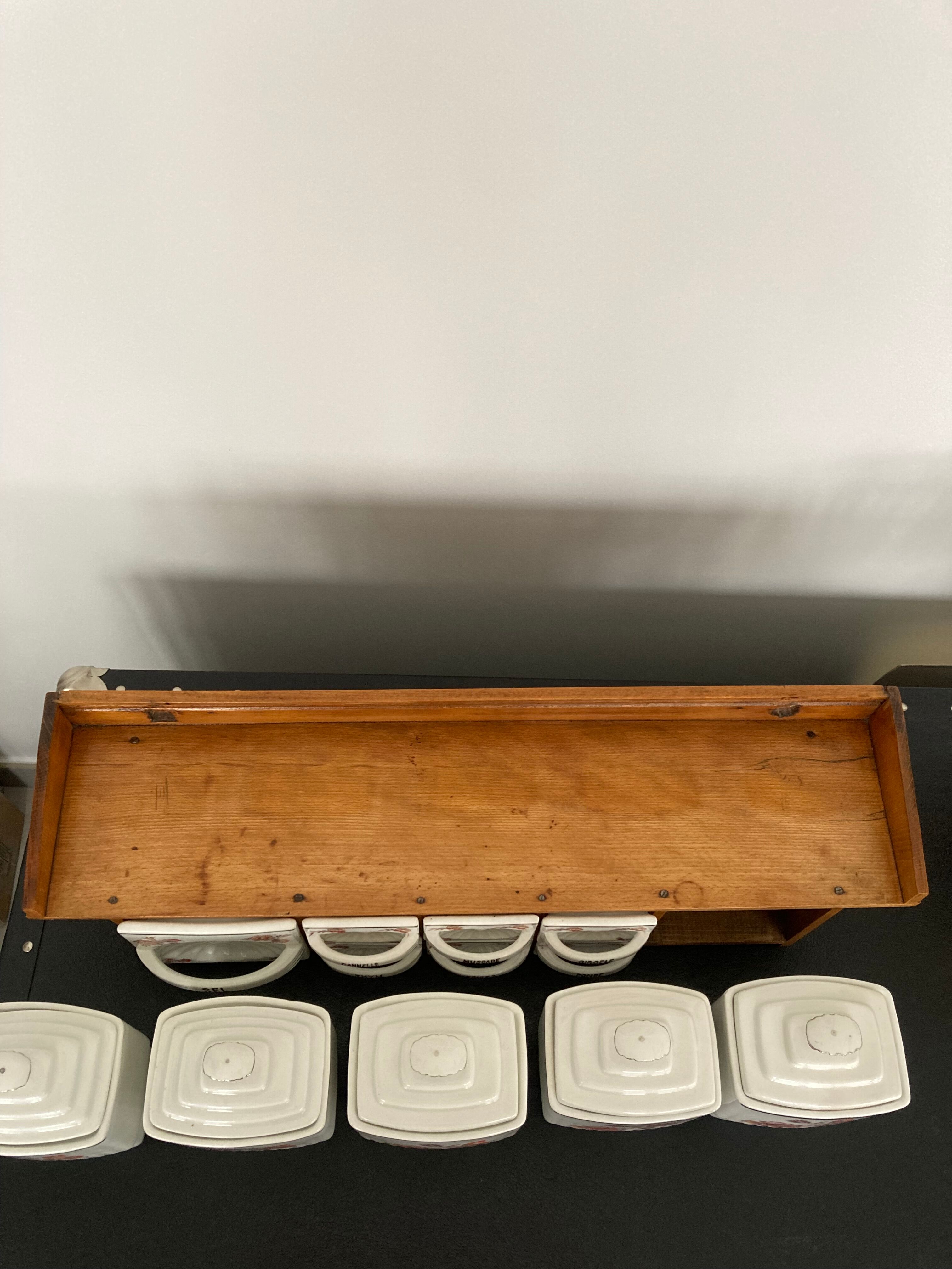 Set wood shelf and Art Deco spice jars