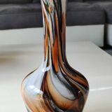 Florence Design opaline vase. Pop Art style. Designer Carlo Moretti. High 25.5 cm