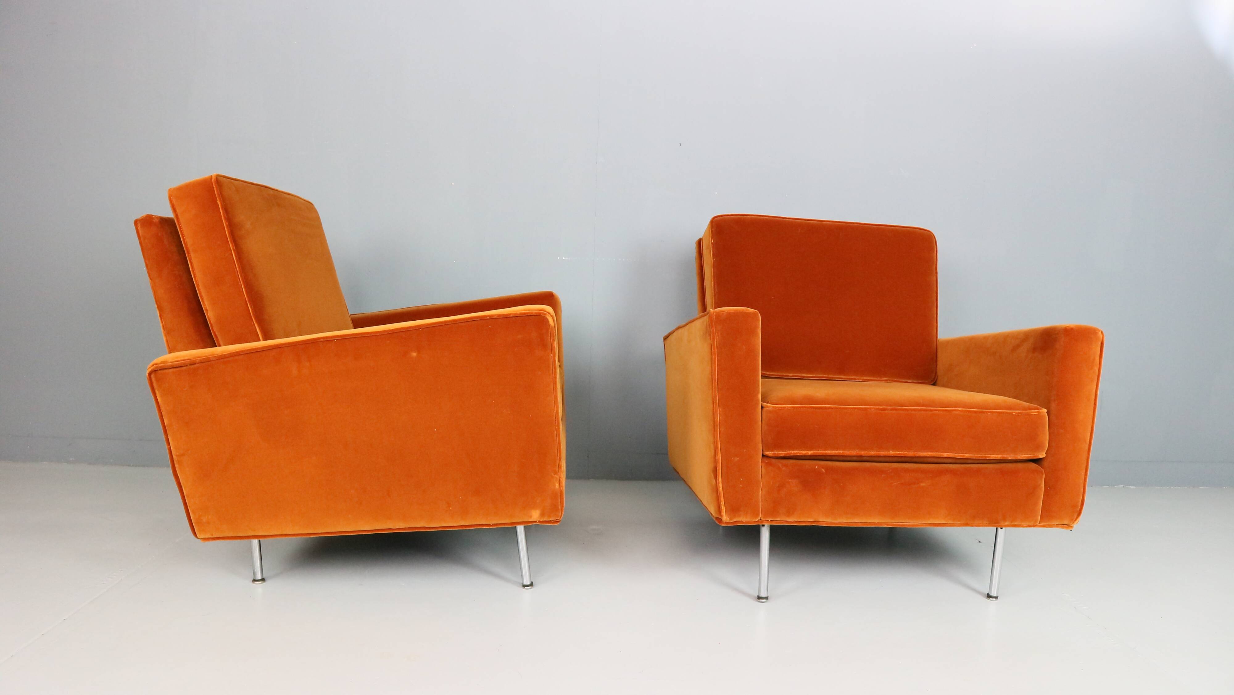 Pair of 1st edition easy chairs 25 BC by Florence Knoll in velvet, 1950s