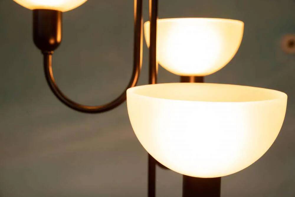 Suspension style Memphis 1960s, adjustable vintage lamp.
