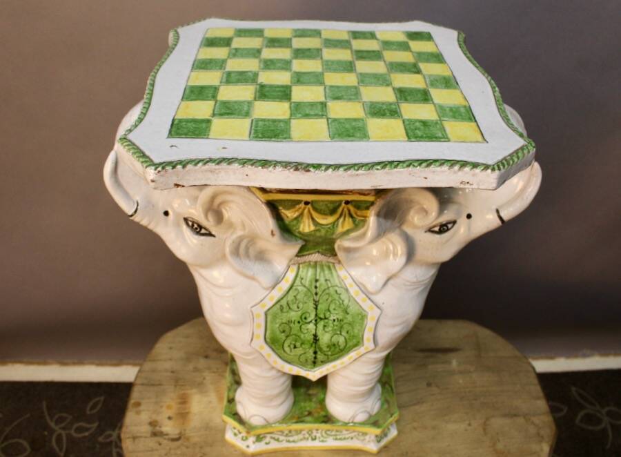 "Elephants" design chess table, enamelled, hand-painted.