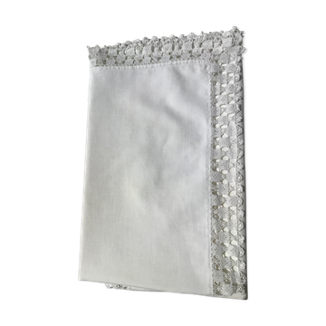 Wide edge pillowcase crocheted hand 78x74cm