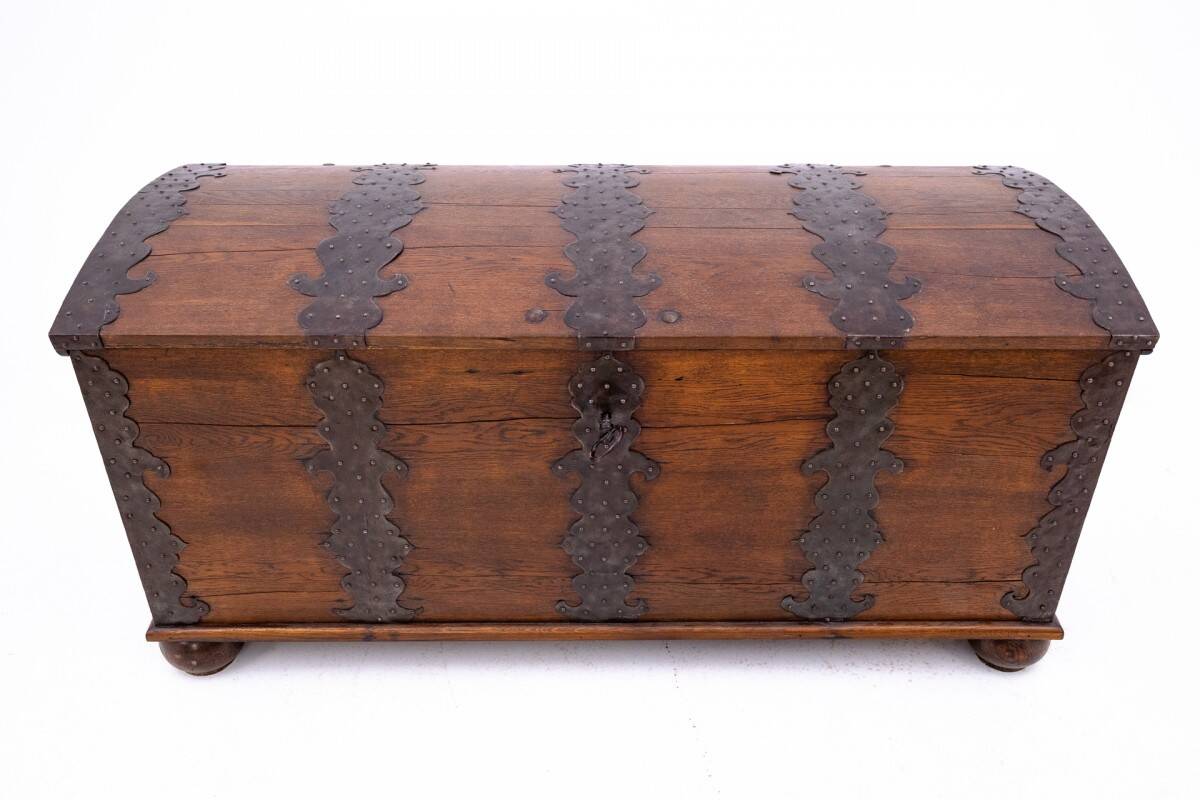 Large, antique chest, Western Europe, around 1870