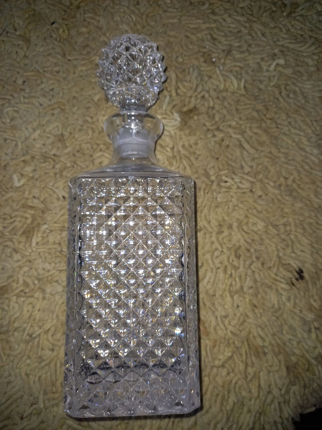 Carafe a whisky en verre avec son bouchon d'origine