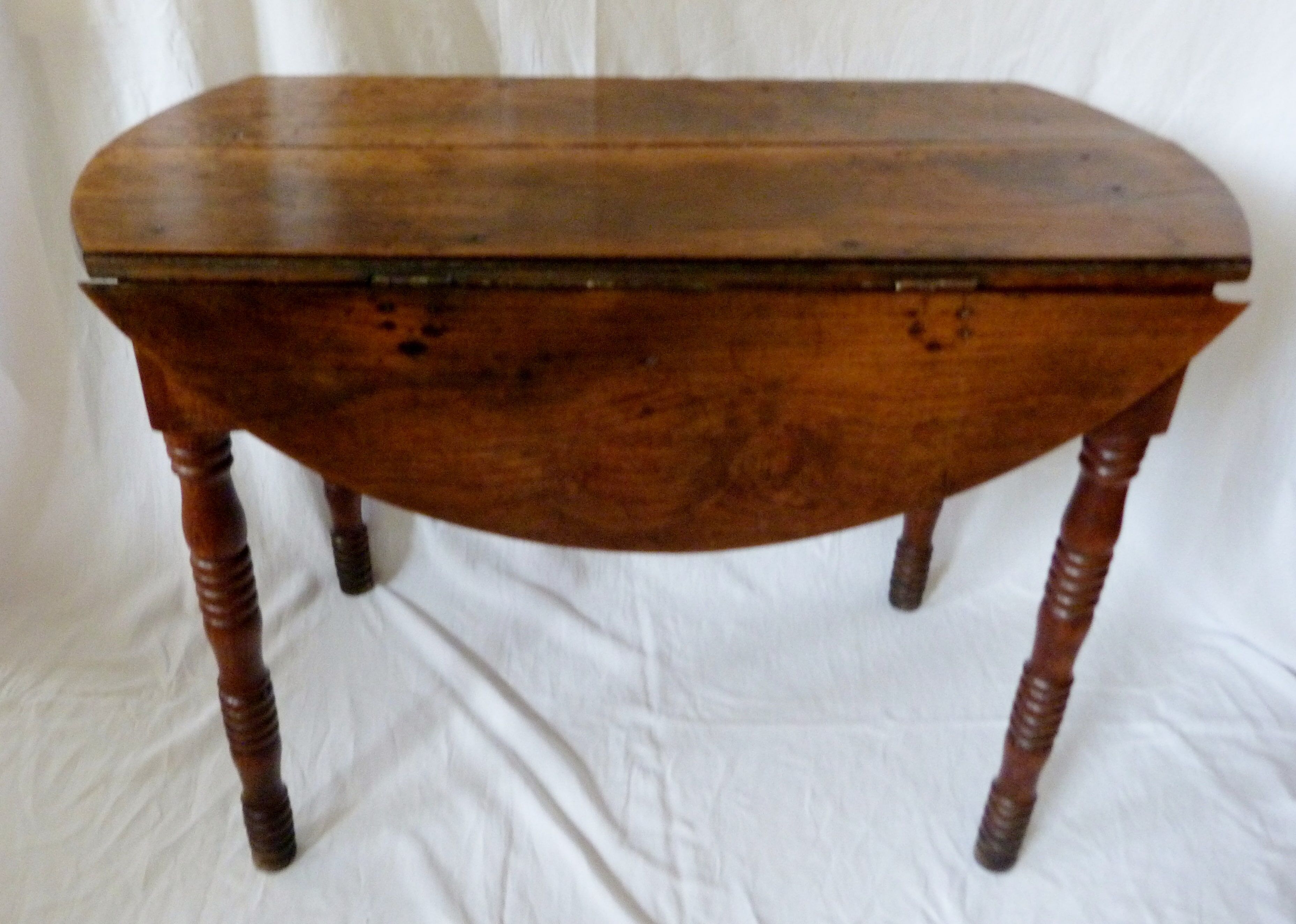 Country table, flap or flap