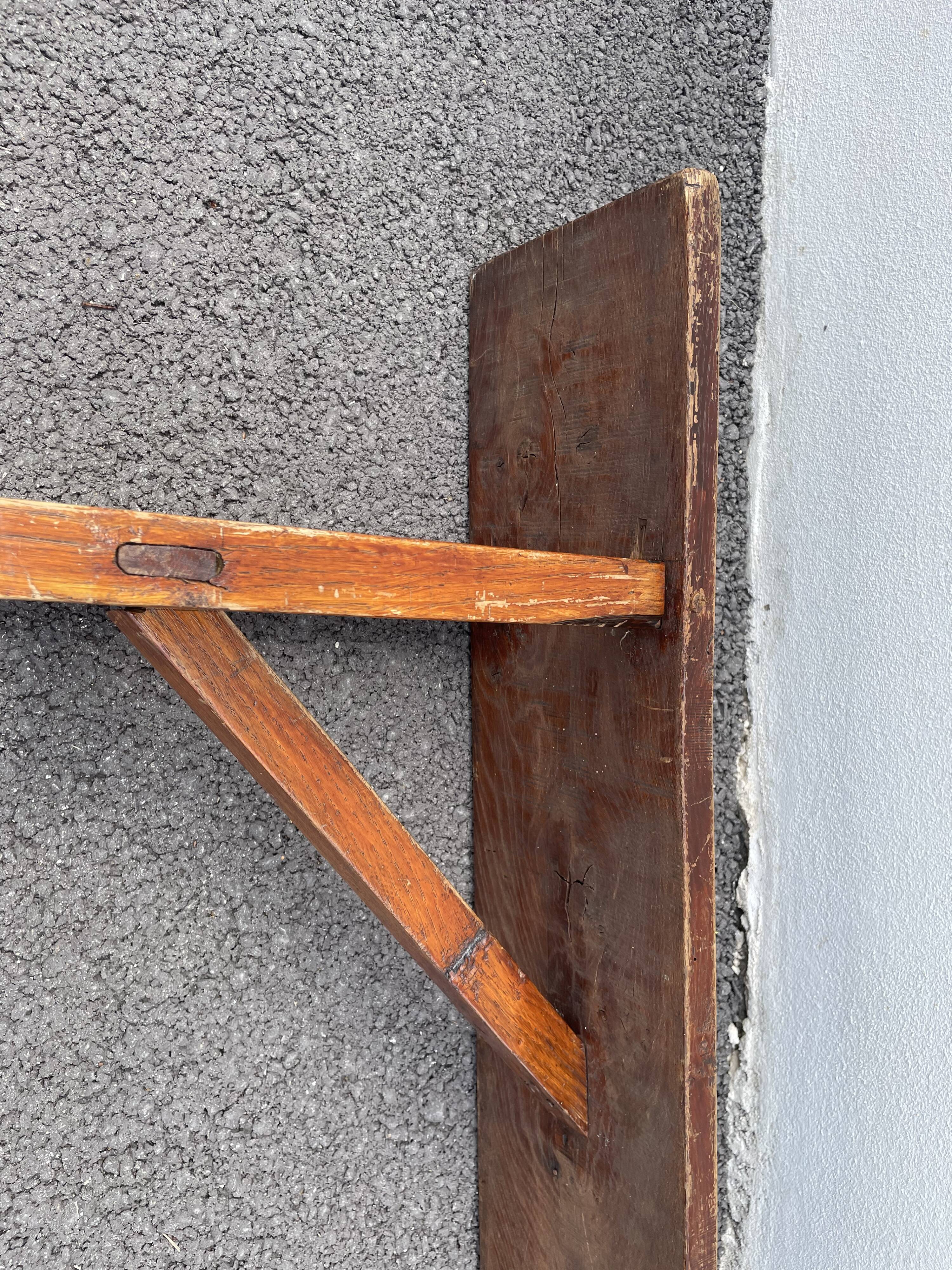 Banc de ferme en bois