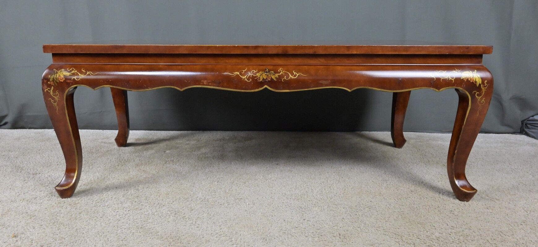 Lacquered wooden coffee table, China – Mid 20th century