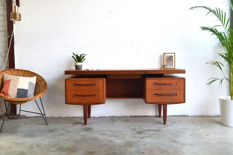 Desk by G-Plan * 145 cm