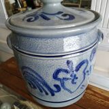 Covered sandstone pot