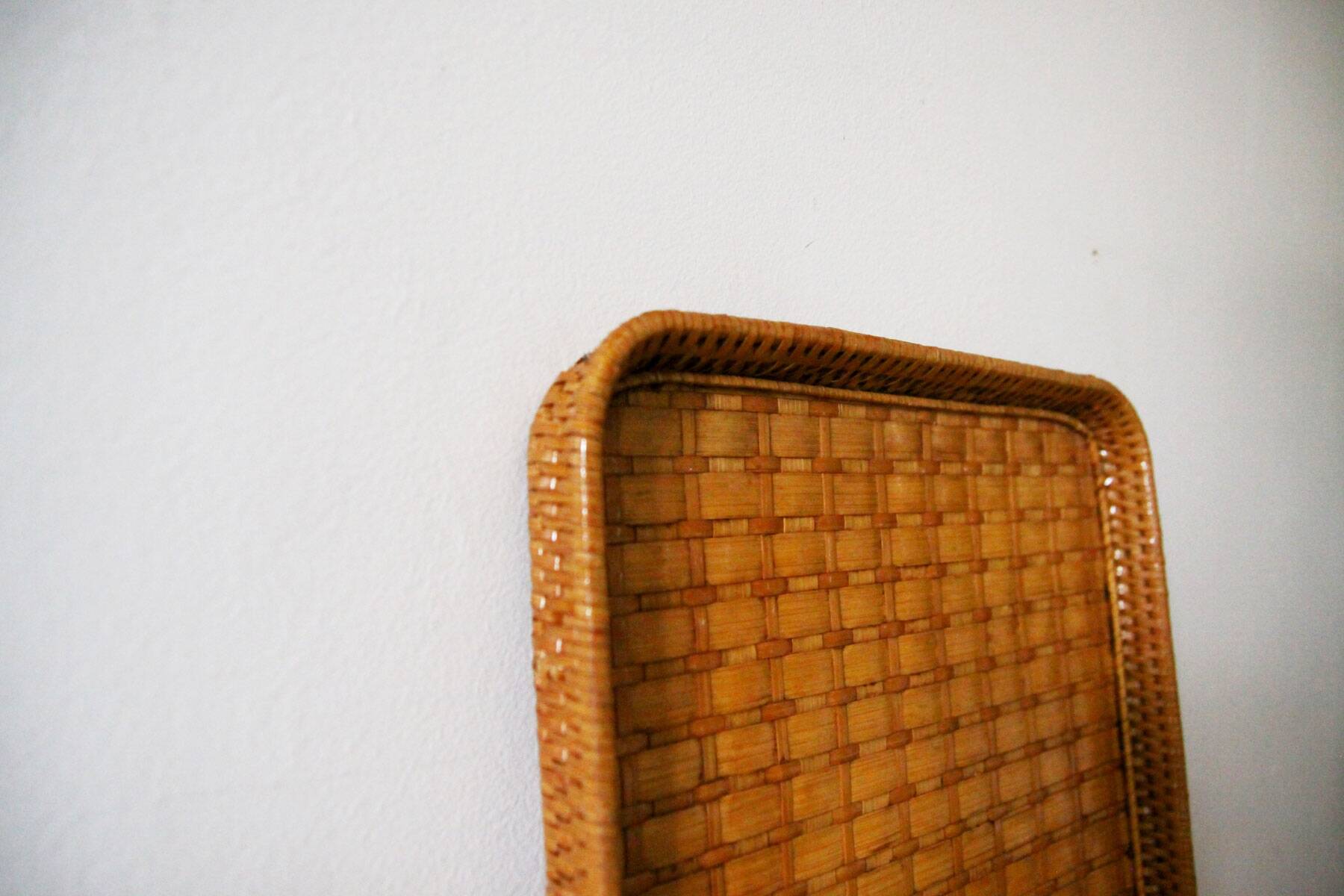 Vintage wicker tray