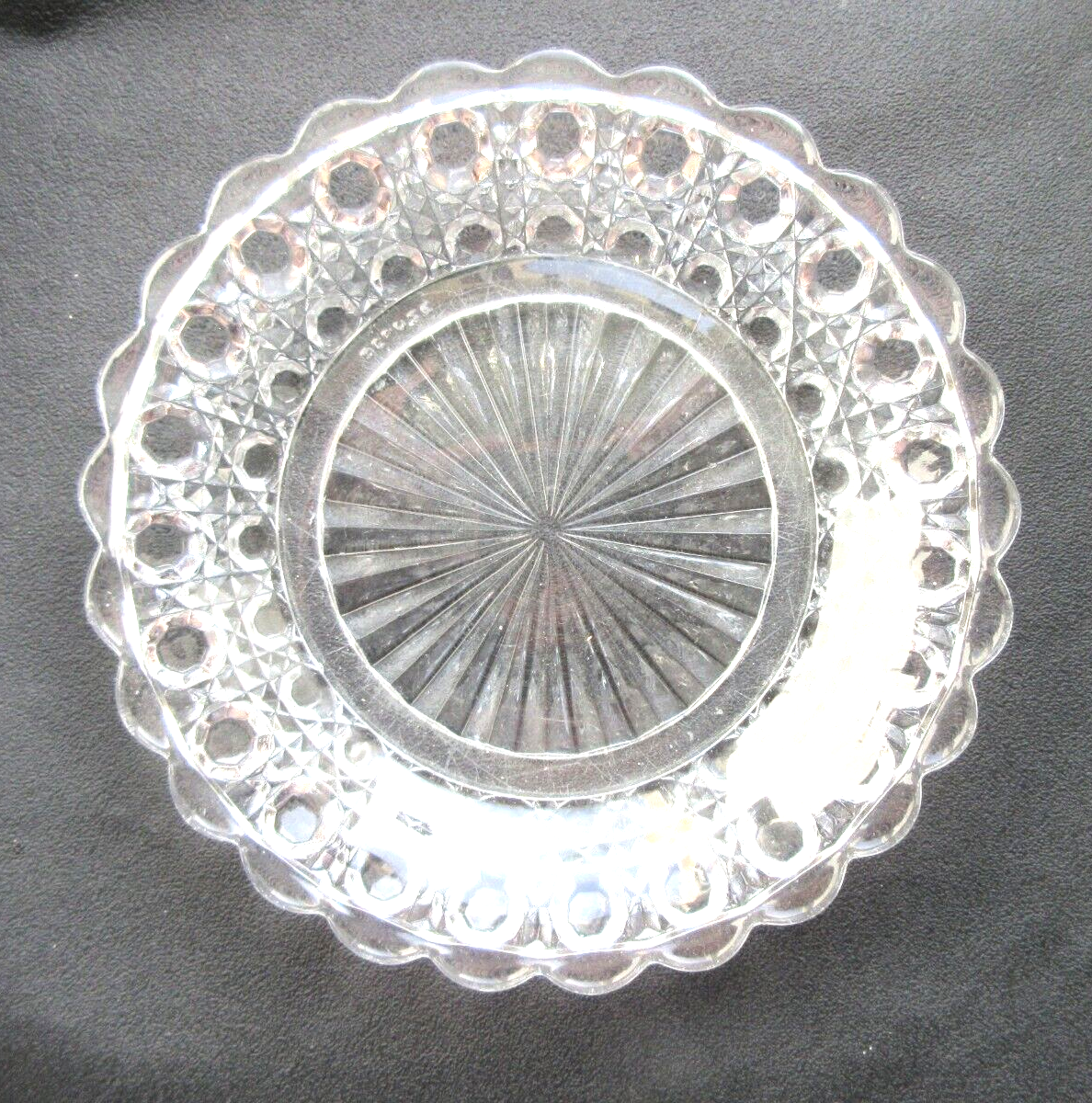 Underwear of decanter or bottle, crystal with diamond points signed BACCARAT