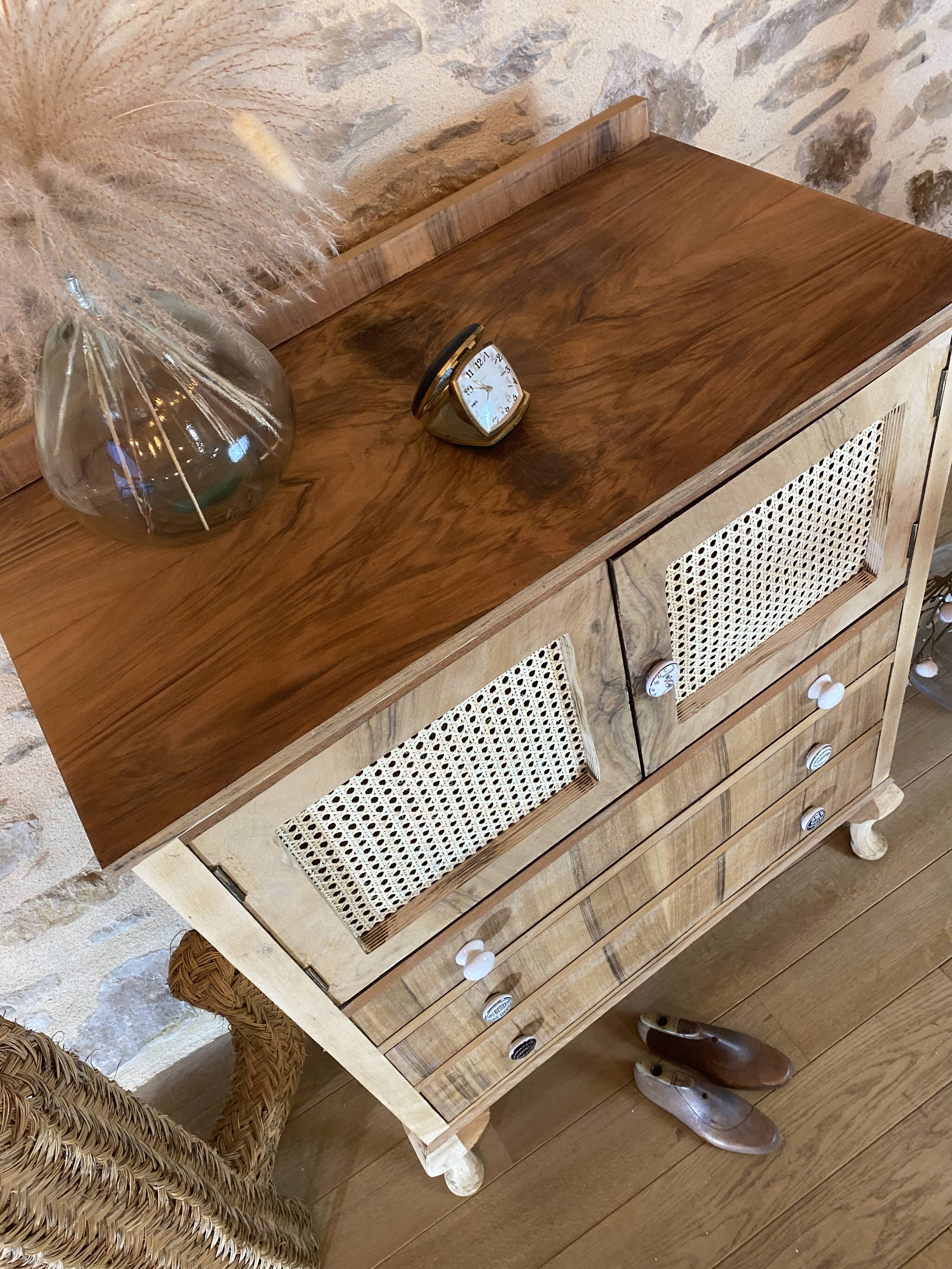 Old boutique furniture chest of drawers