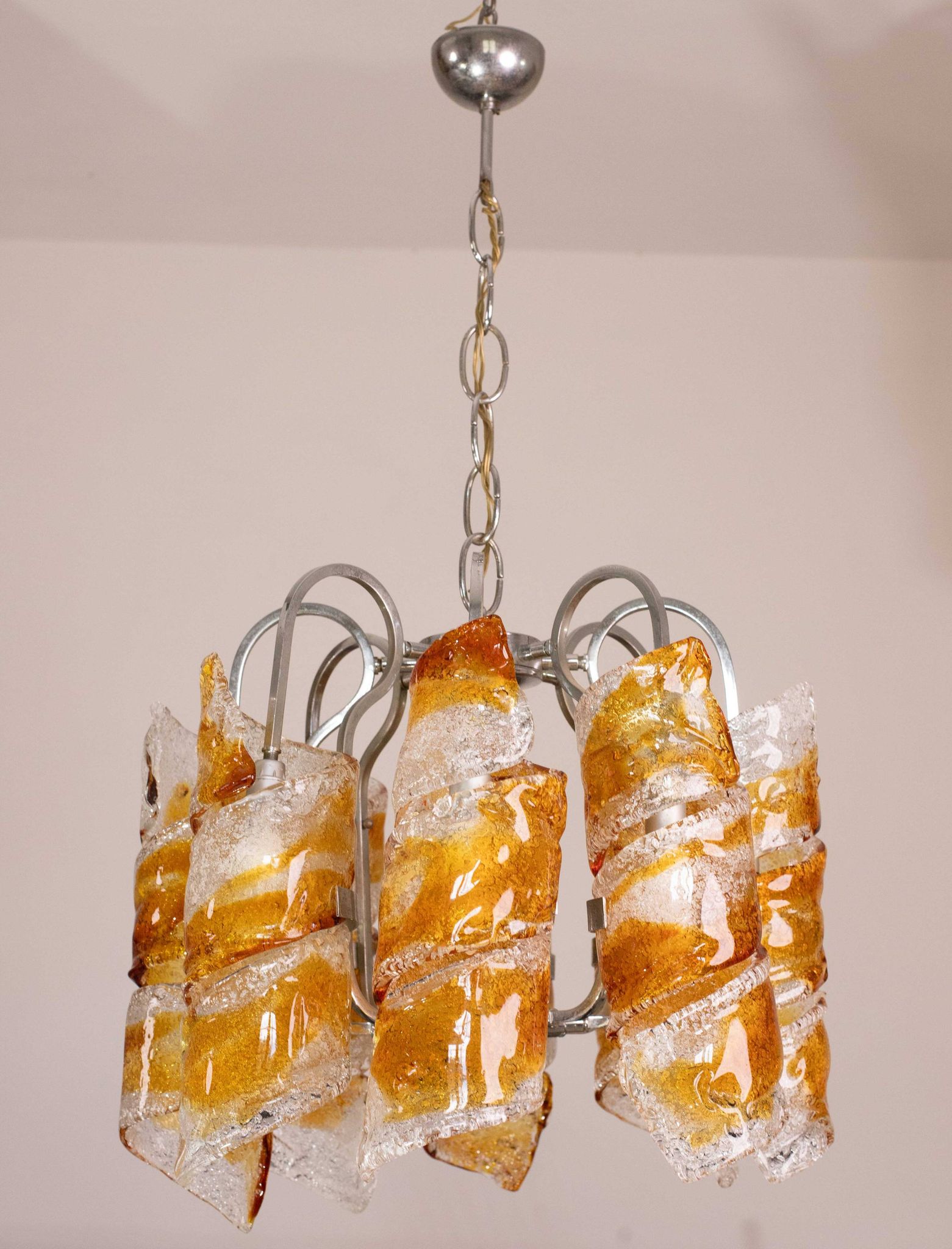 Italian Design "Twisters" Round Chandelier by Mazzega, 1970