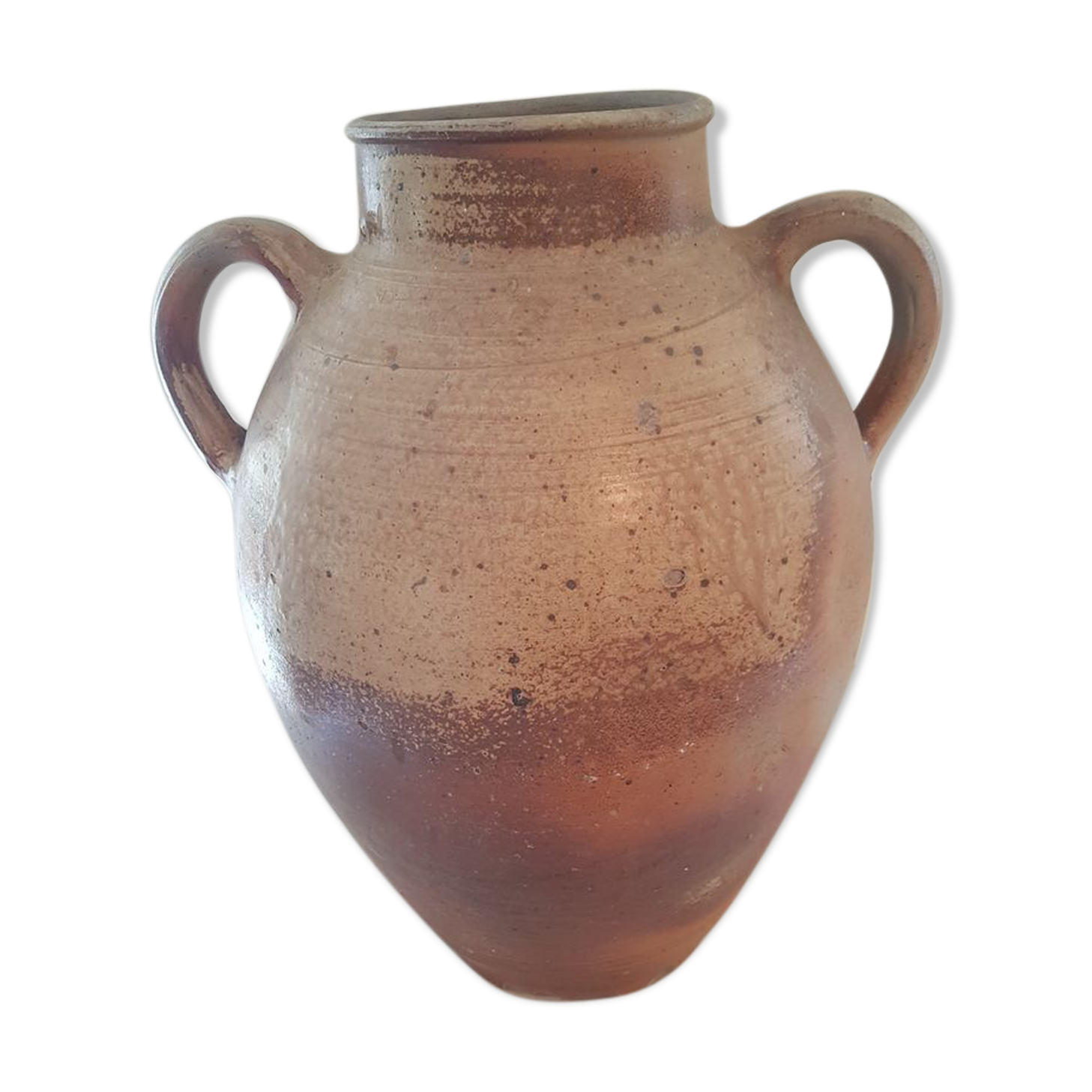 Oil jar in varnished sandstone