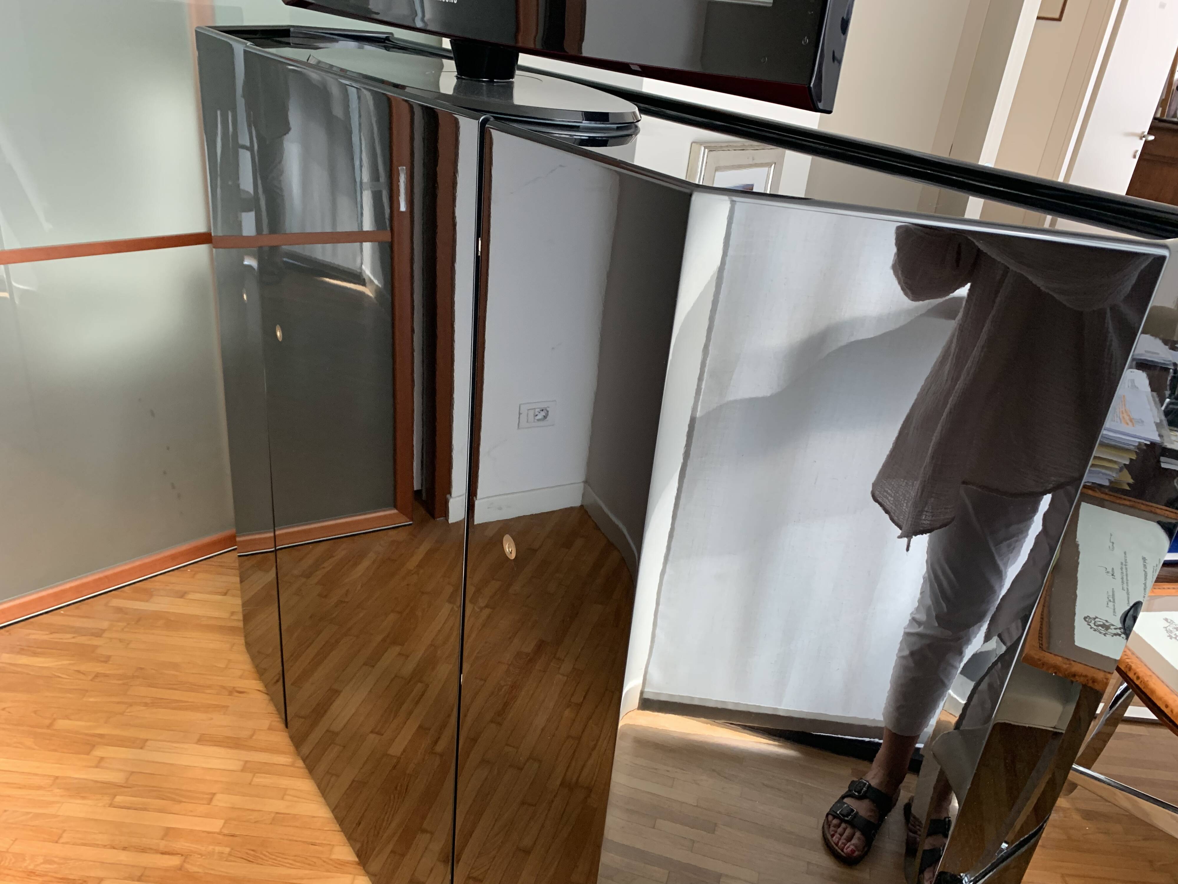 Black lacquered cabinet by Kazuhide Takahama for Cassina, 1980