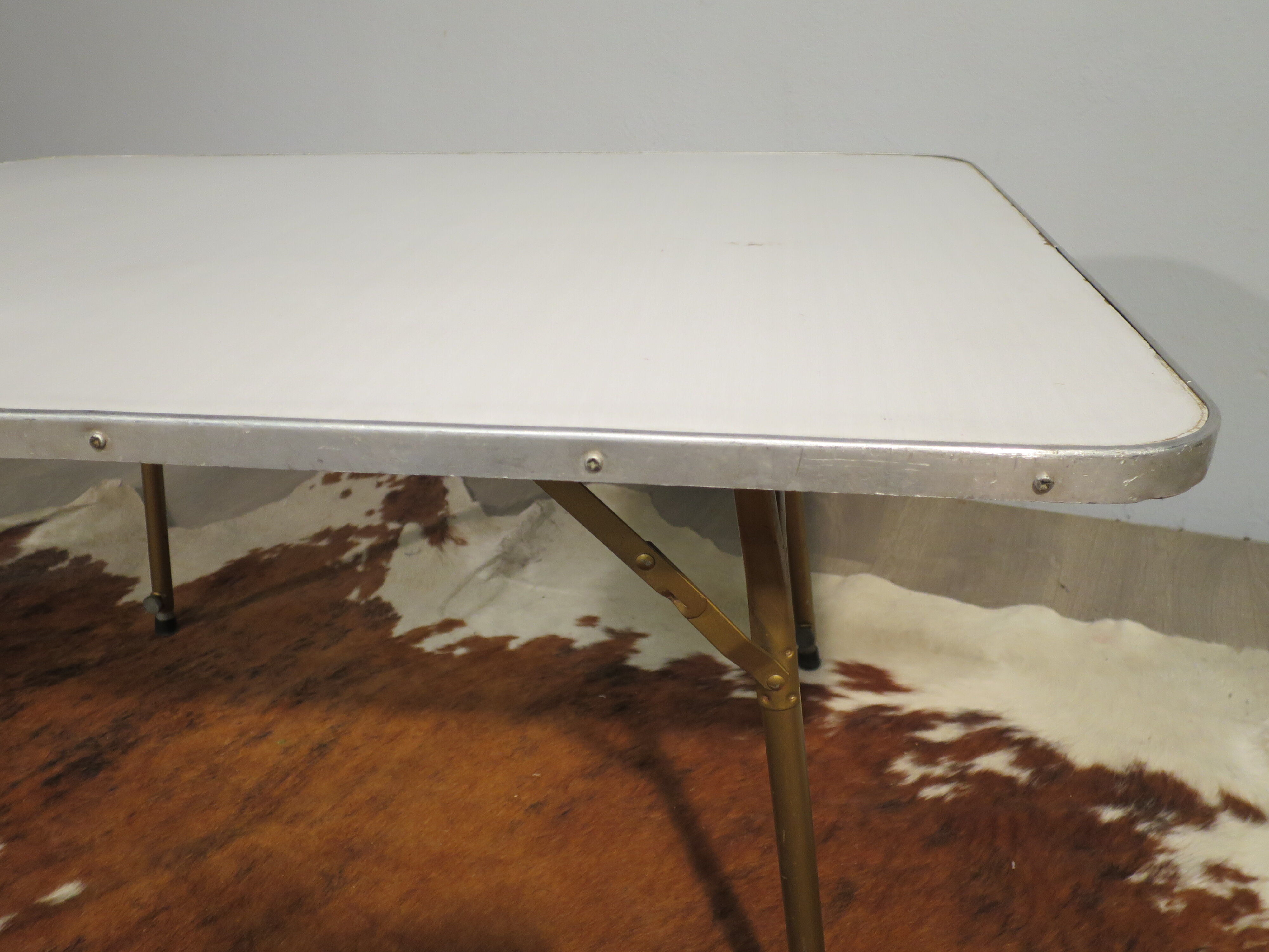 Lafuma camping table adjustable