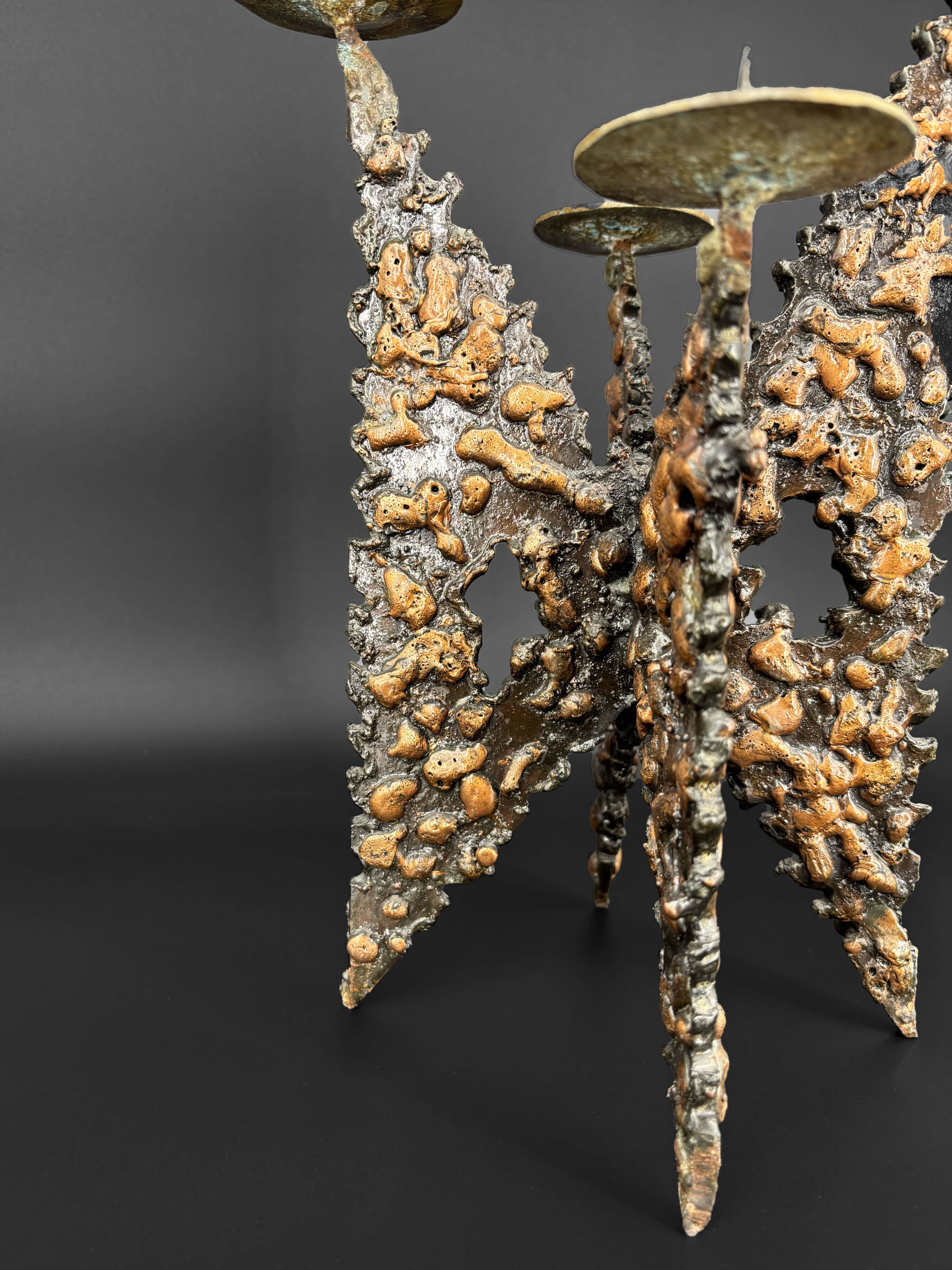 Brutalist sculptural chandelier with 4 lights