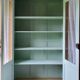 Armoire bibliothèque d’école ancienne