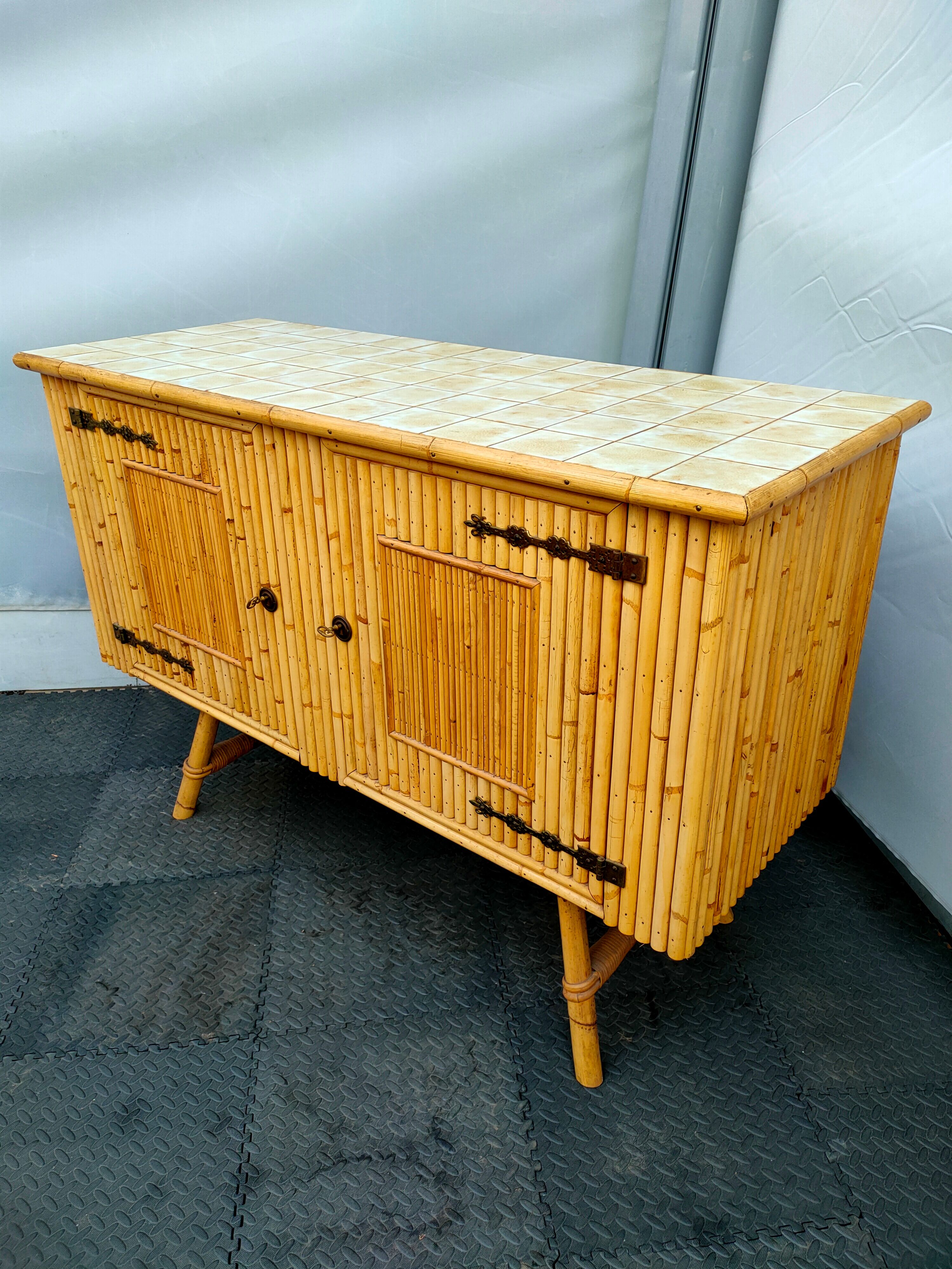 Vintage bamboo 50s enfilade French work