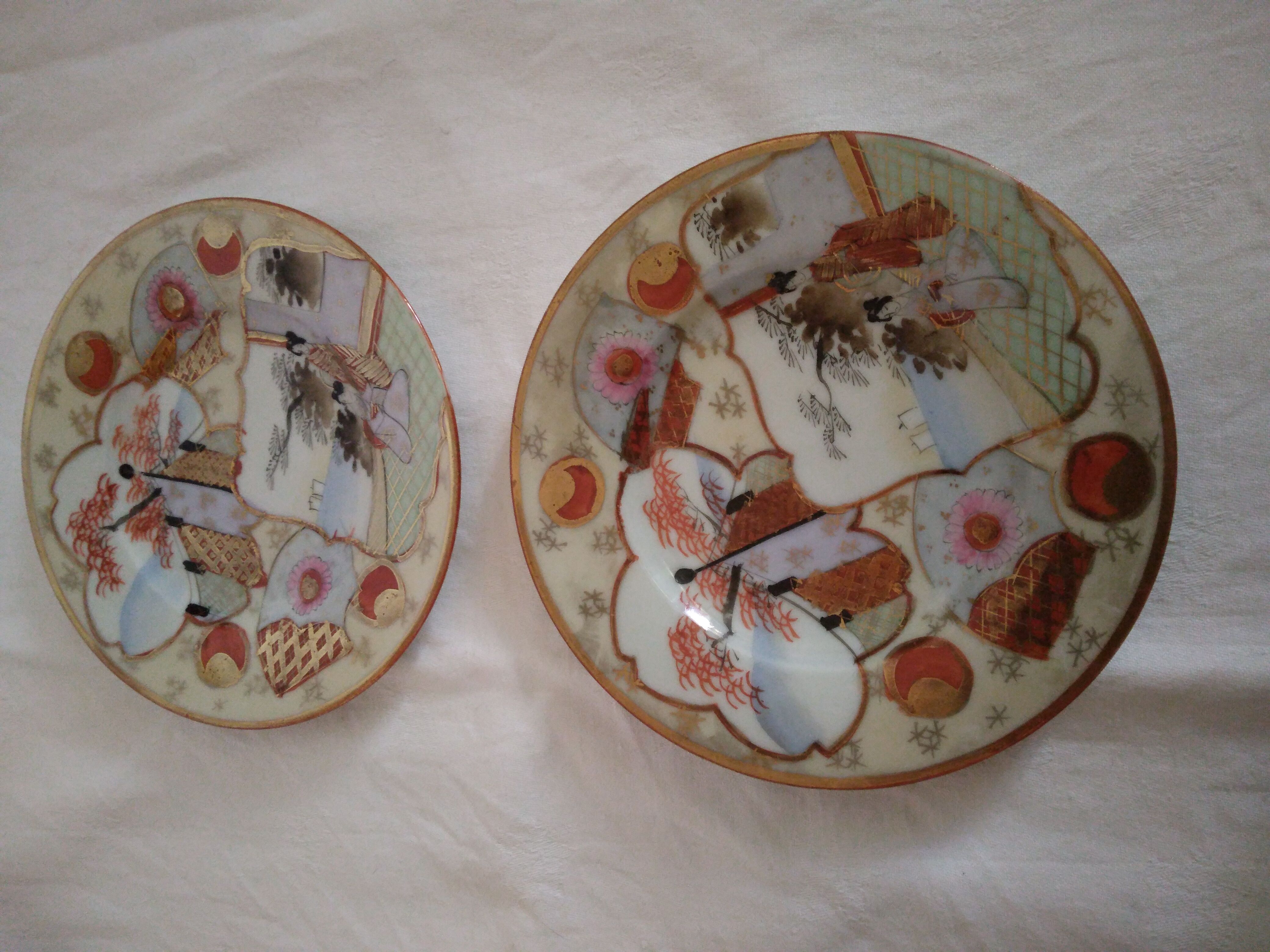 7 porcelain plates 15.5 cm