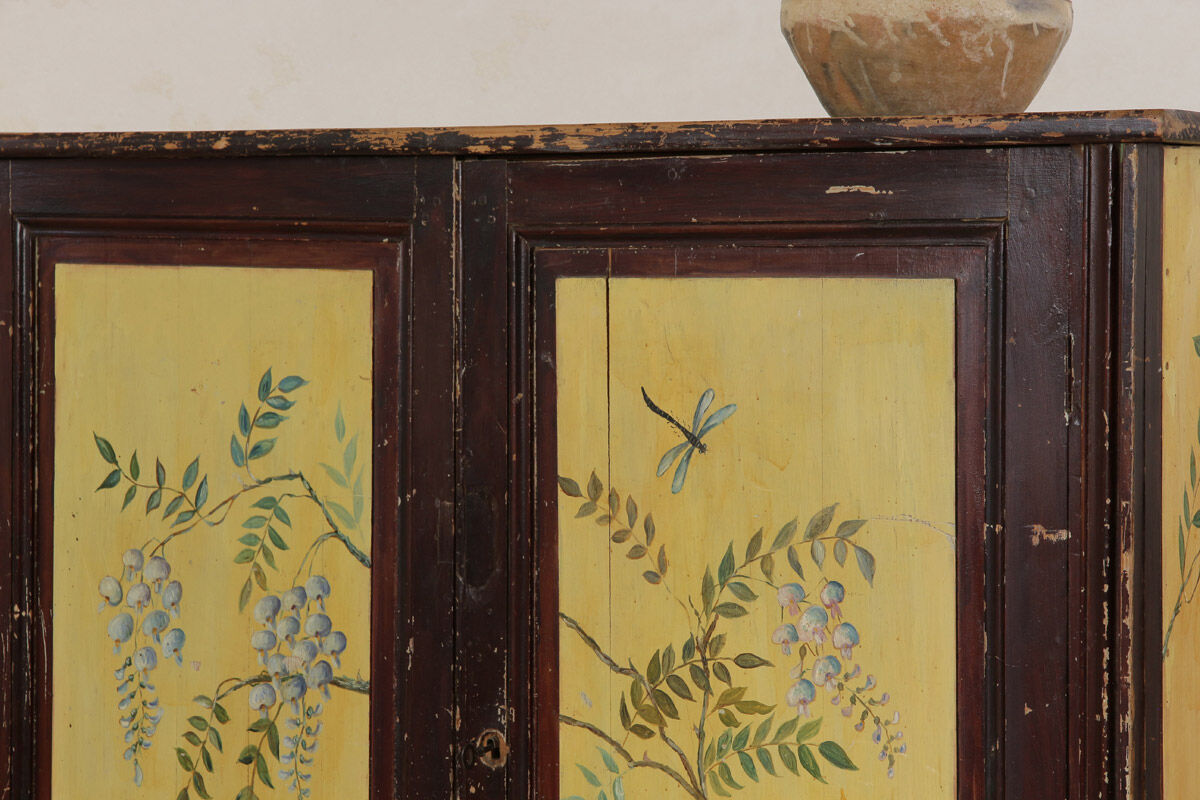 Old library 2 bodies 1900s