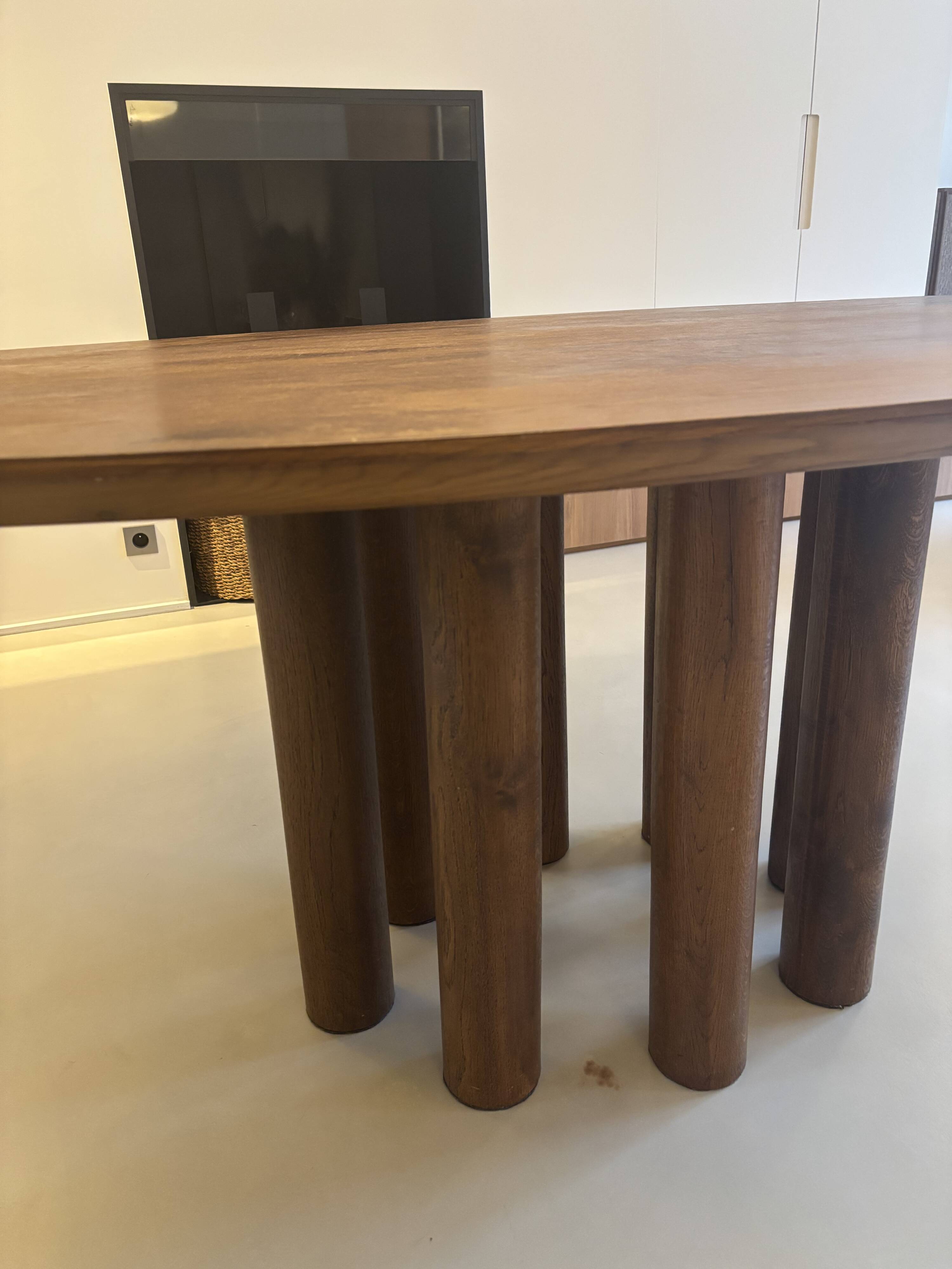 Dining table 023