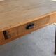 Grande table de ferme.