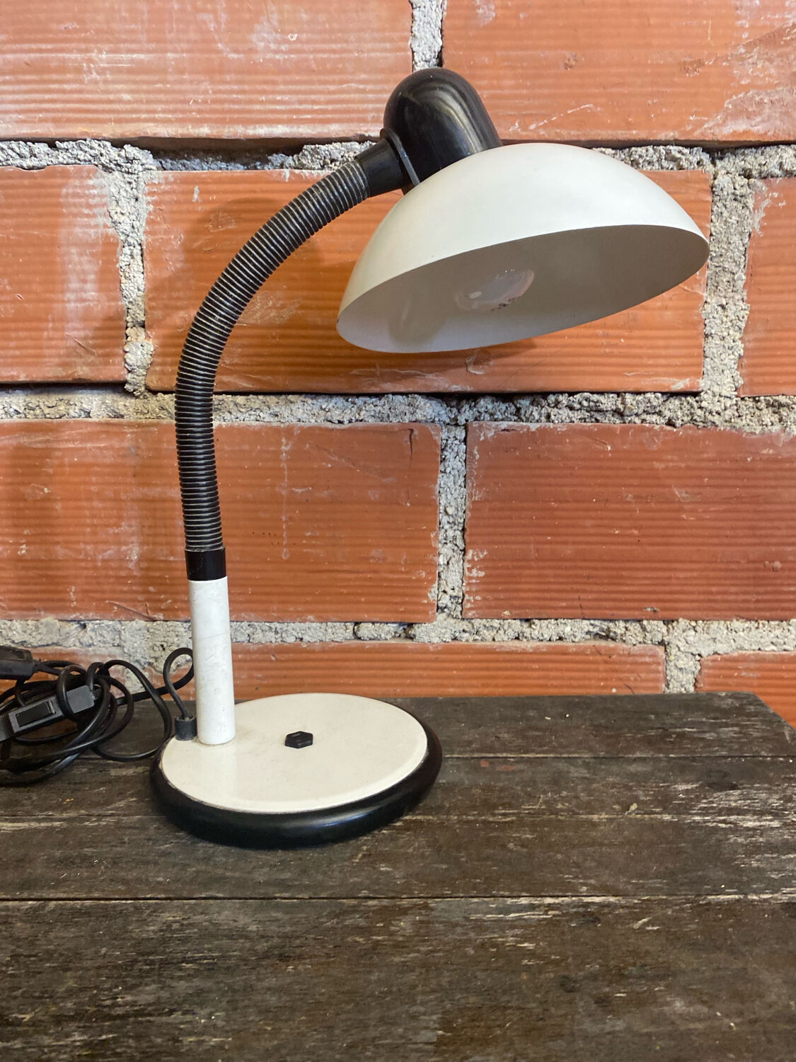 Vintage Aluminium Desk Flexo Lamp ALUMINOR White Metal + Aluminium Globe