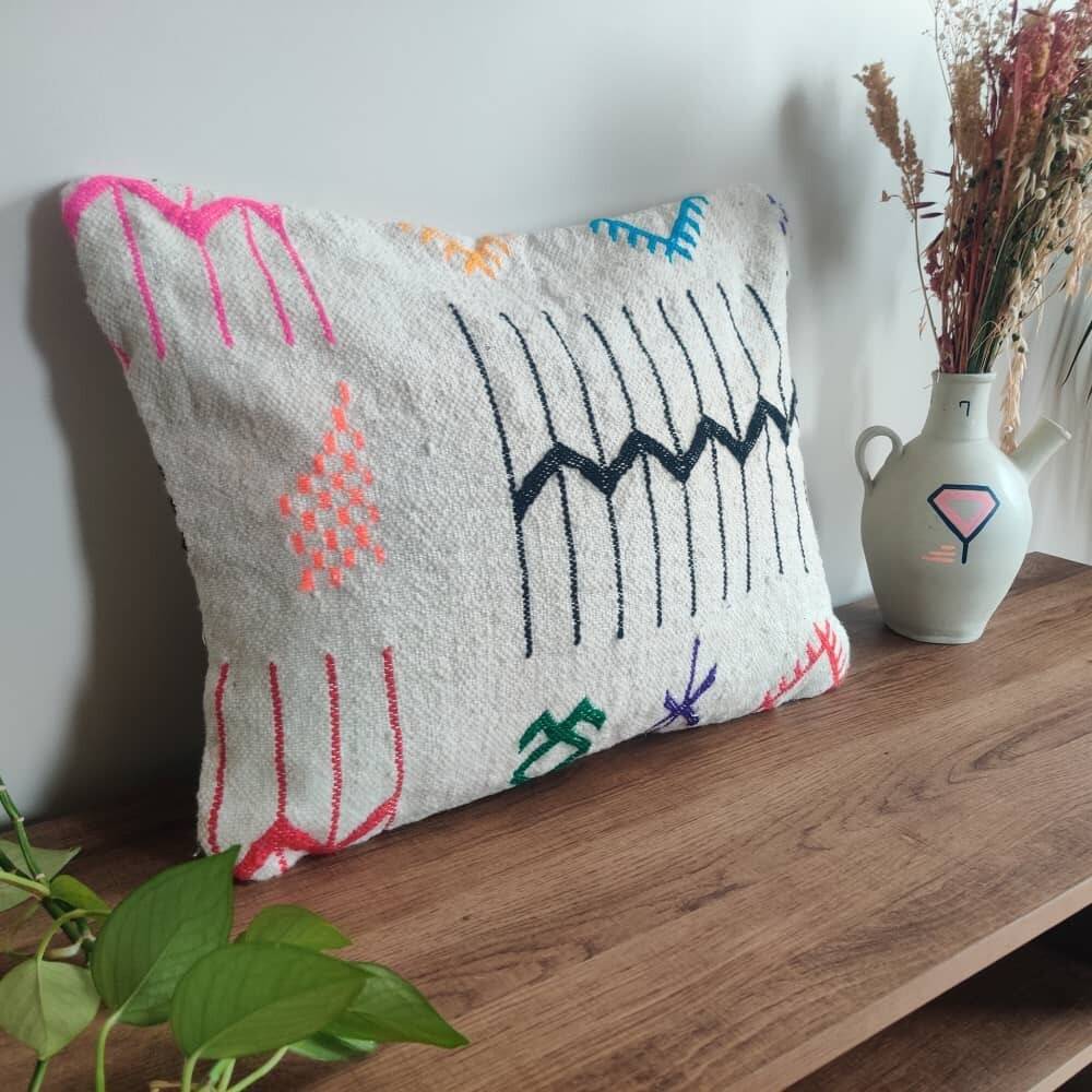 Coussin kilim marocain tribal