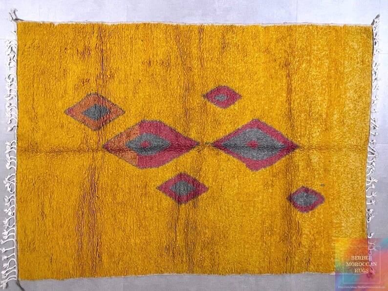 Handmade natural wool rug, size 150 x 260 cm