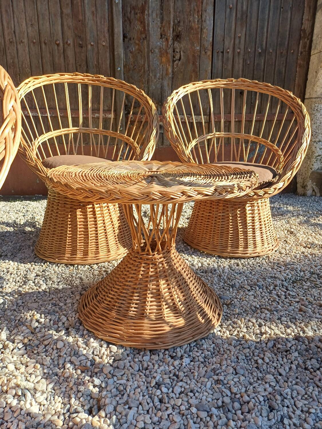 Rattan lounge