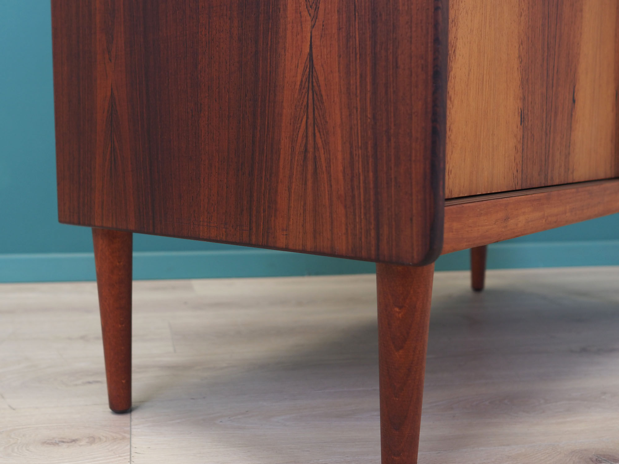 Bibliothèque en palissandre, design danois, années 1960, fabriquée par Farsø Møbelfabrik