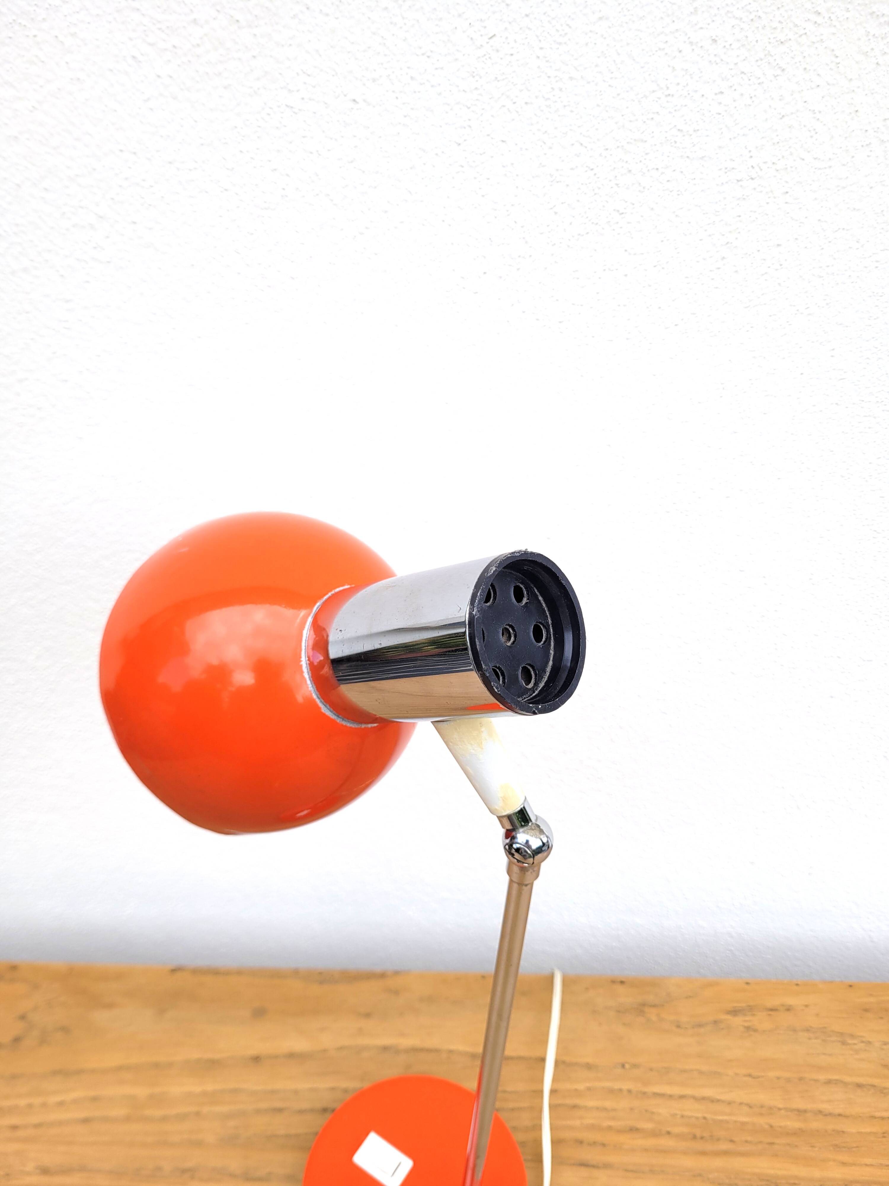 Lampe articulée orange et chrome 1970