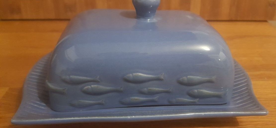 Butter maker in blue ceramic fish pattern