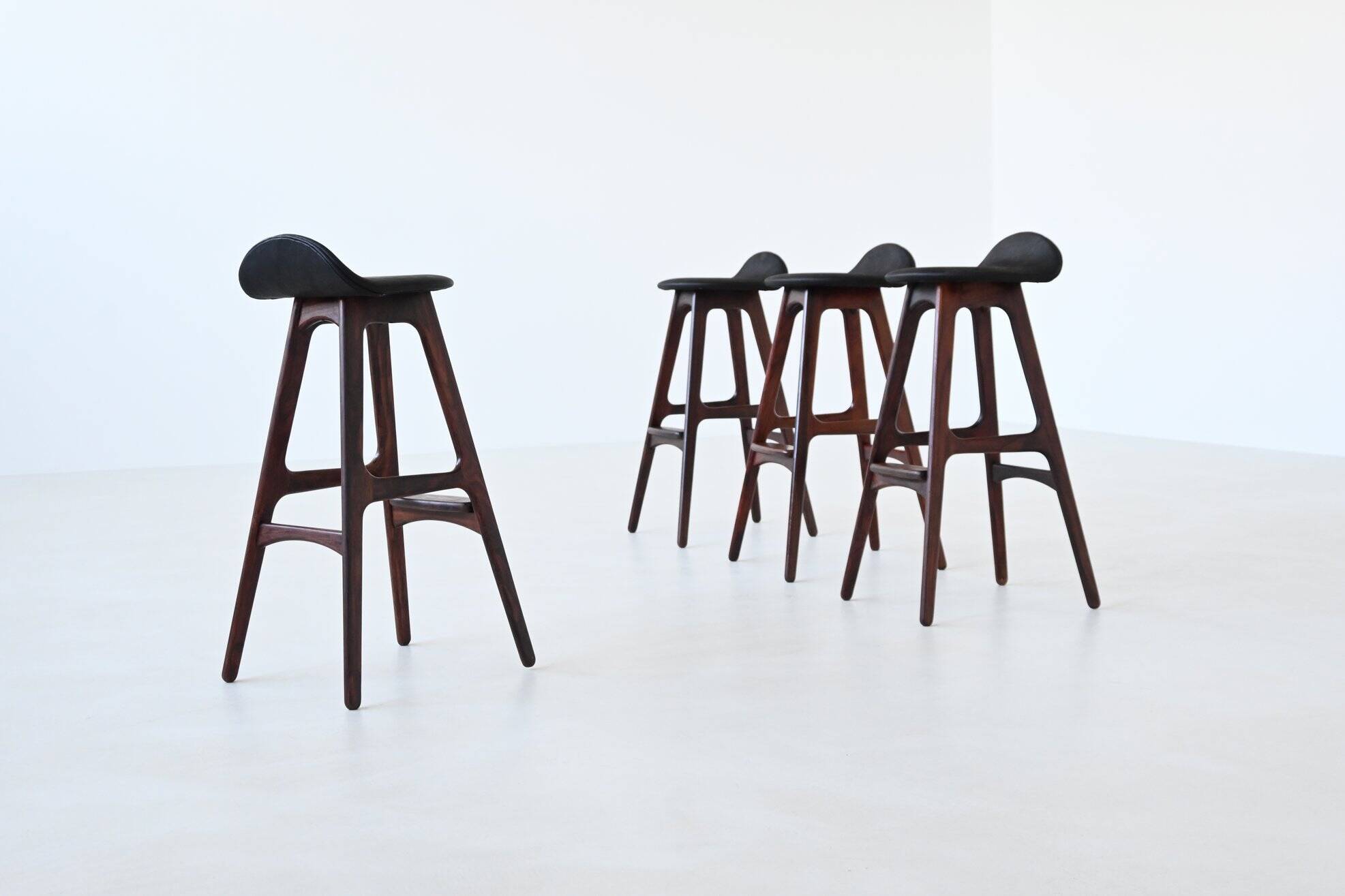 Erik Buch 'OD61' Bar Stools in rosewood Odense Mobler