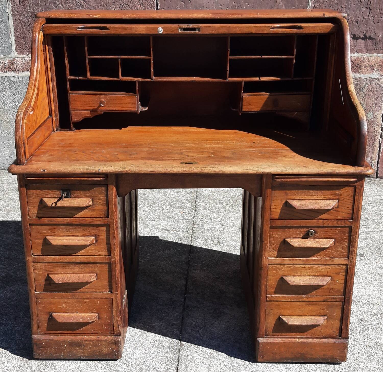 American "Roll Top" desk in oak.