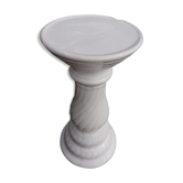 Porcelain pedestal